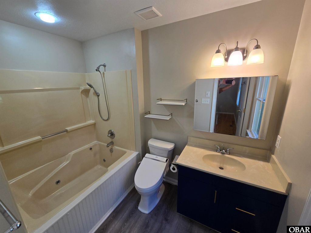 Image 36 of property listing at 154 Baycliff Trail, Kill Devil Hills, NC 27948