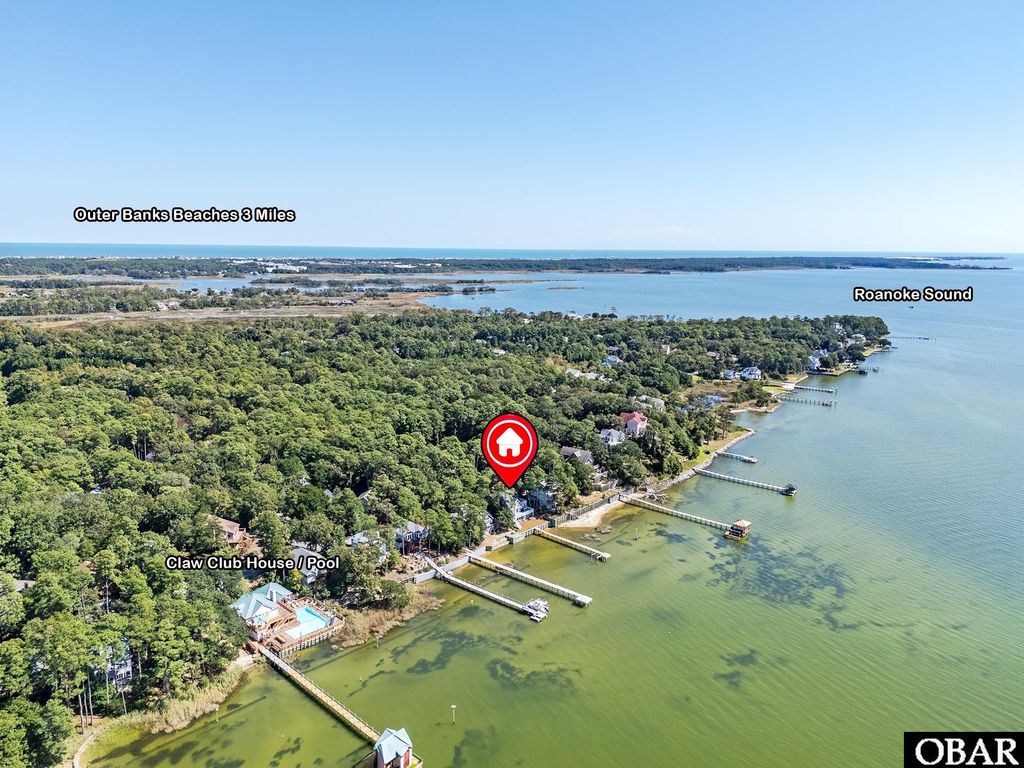 Image 7 of property listing at 154 Baycliff Trail, Kill Devil Hills, NC 27948