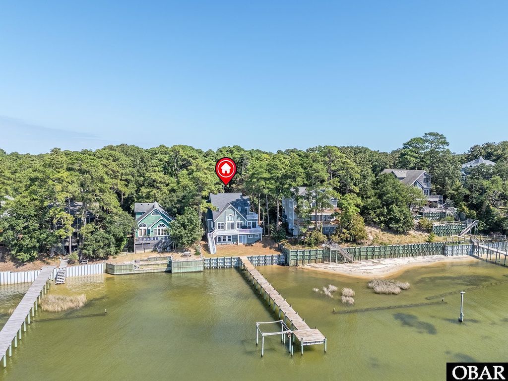 Image 8 of property listing at 154 Baycliff Trail, Kill Devil Hills, NC 27948