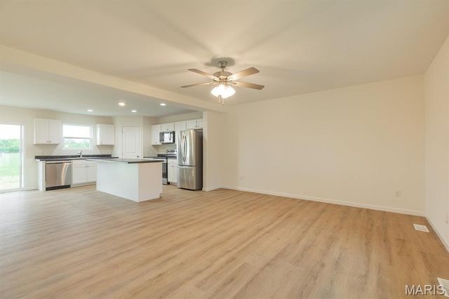 205 Wrigley Field Drive, Bethalto, IL 62010