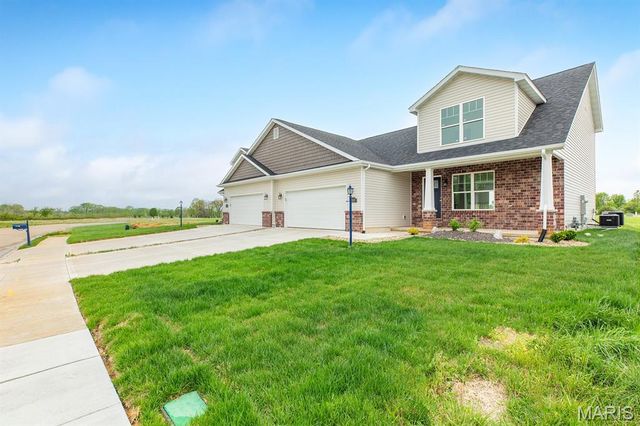 205 Wrigley Field Drive, Bethalto, IL 62010