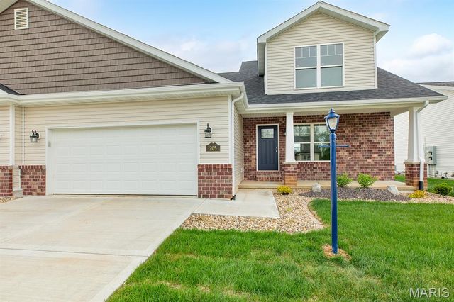 205 Wrigley Field Drive, Bethalto, IL 62010