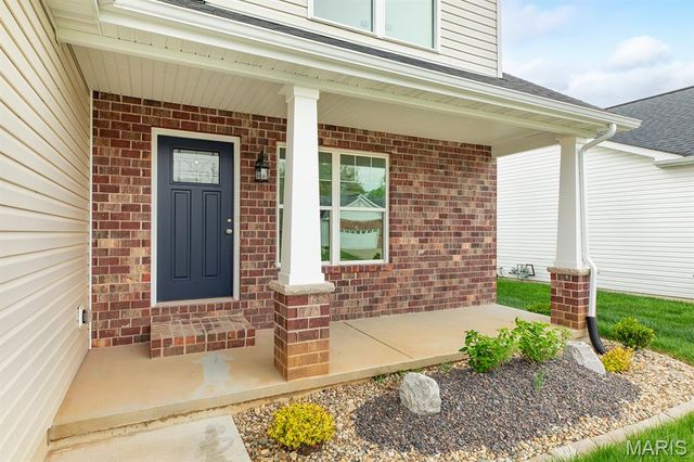 205 Wrigley Field Drive, Bethalto, IL 62010