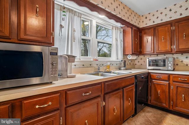 8606 BLUFFWOOD LANE, Fort Washington, MD 20744