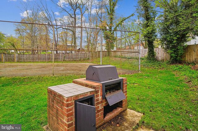 8606 BLUFFWOOD LANE, Fort Washington, MD 20744