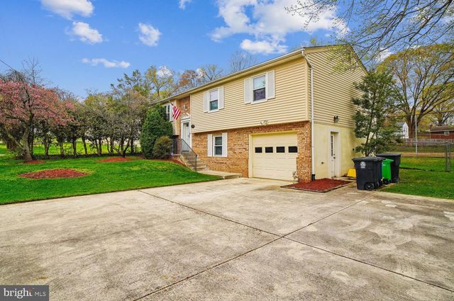 8606 BLUFFWOOD LANE, Fort Washington, MD 20744