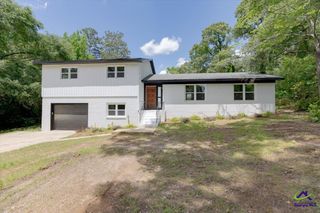 216 Randall Drive, Warner Robins, GA 31088