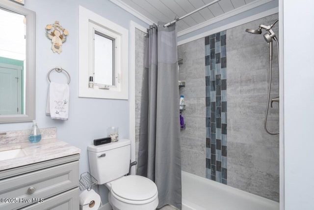 11008 Inlet Drive, Emerald Isle, NC 28594