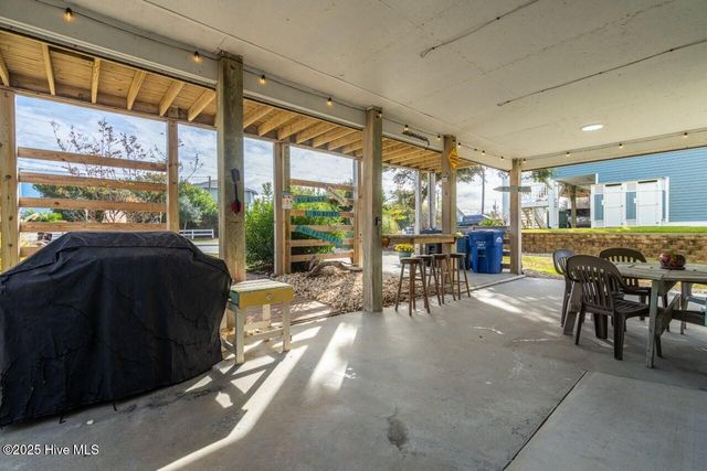 11008 Inlet Drive, Emerald Isle, NC 28594