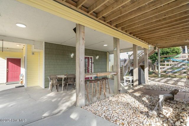 11008 Inlet Drive, Emerald Isle, NC 28594