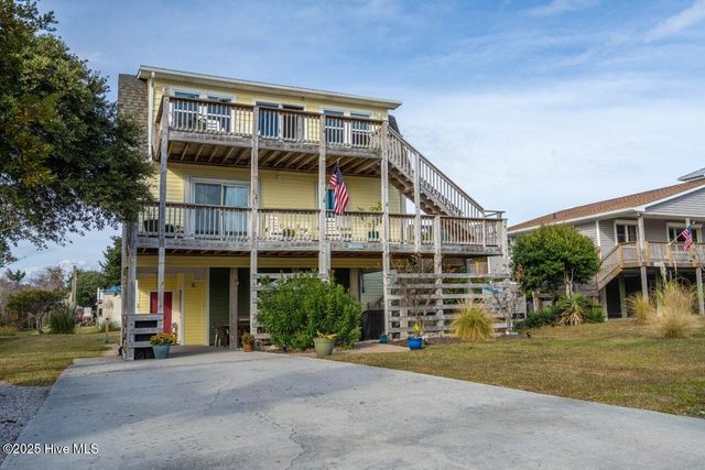 11008 Inlet Drive, Emerald Isle, NC 28594