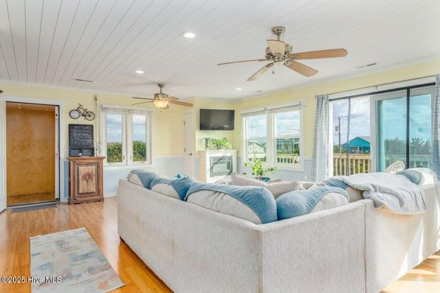 11008 Inlet Drive, Emerald Isle, NC 28594