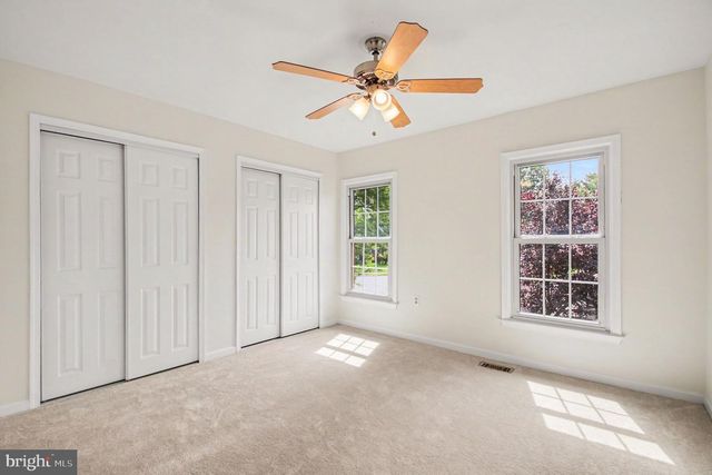 811 AUTUMN BREEZE CT, Herndon, VA 20170