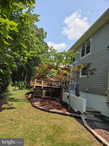 811 AUTUMN BREEZE CT, Herndon, VA 20170