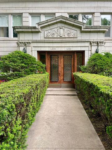 1234 E Madison Park Avenue 3W, Chicago, IL 60615