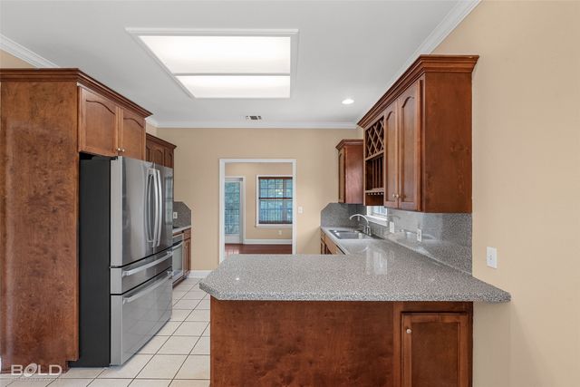 2050 Willow Ridge Boulevard, Shreveport, LA 71119