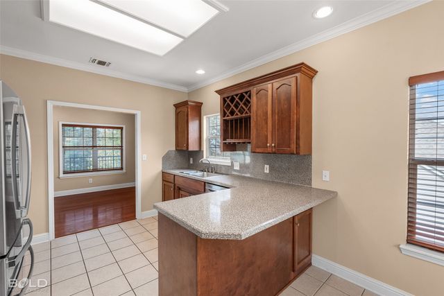 2050 Willow Ridge Boulevard, Shreveport, LA 71119