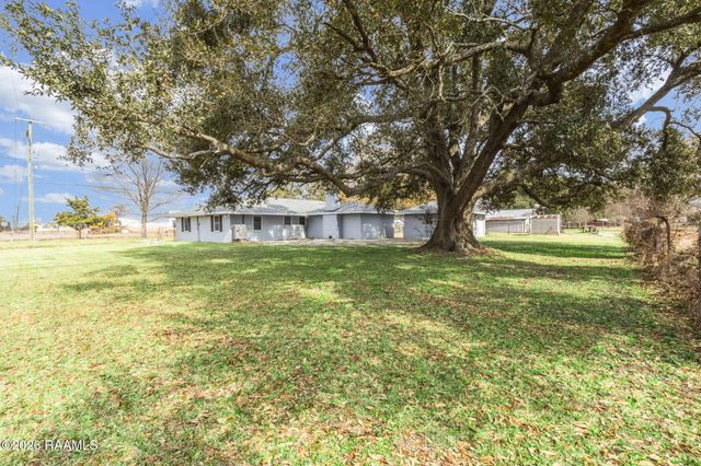 2208 Segura Road, New Iberia, LA 70560