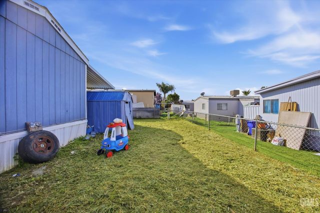 6601 Eucalyptus Drive 233, Bakersfield, CA 93306