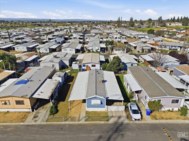 6601 Eucalyptus Drive 233, Bakersfield, CA 93306