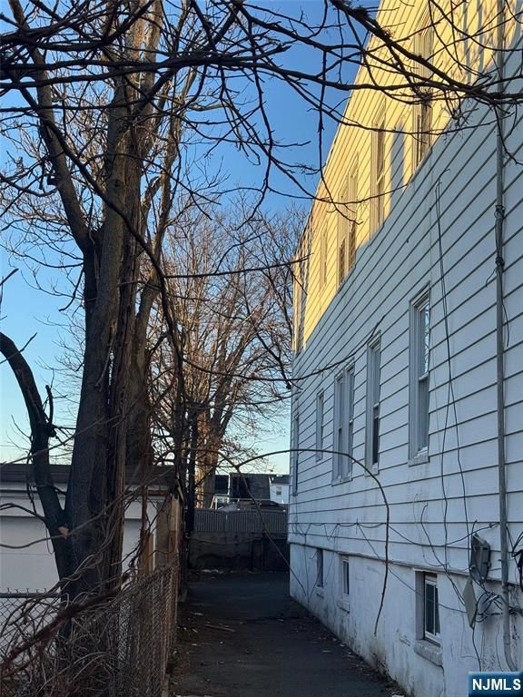 31 Orchard Place, Irvington, NJ 07111