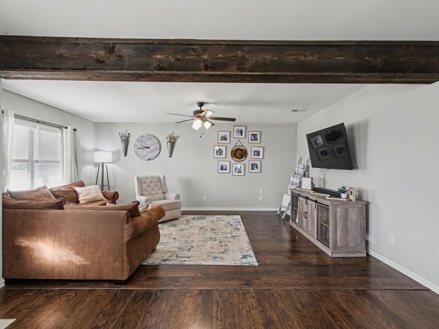 1425 Crestview Drive, Kaufman, TX 75142