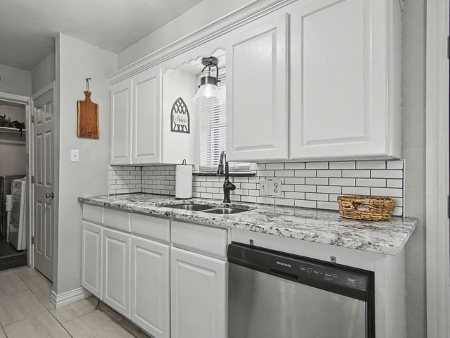 1425 Crestview Drive, Kaufman, TX 75142