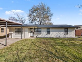 1425 Crestview Drive, Kaufman, TX 75142