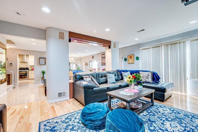 28 Nicole Terrace, Edison, NJ 08820