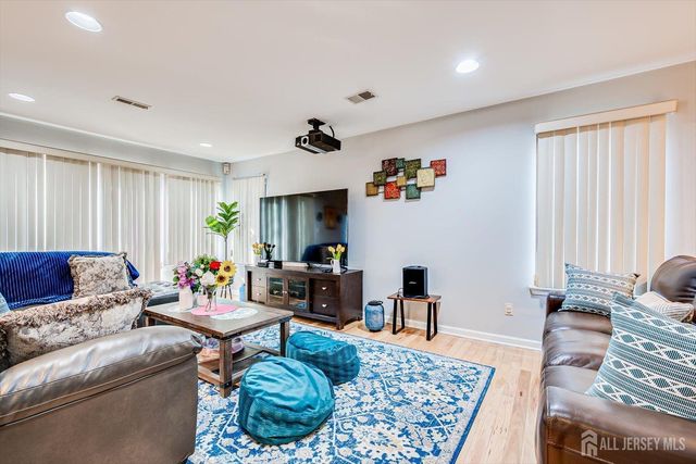 28 Nicole Terrace, Edison, NJ 08820