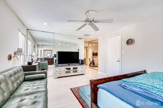 28 Nicole Terrace, Edison, NJ 08820