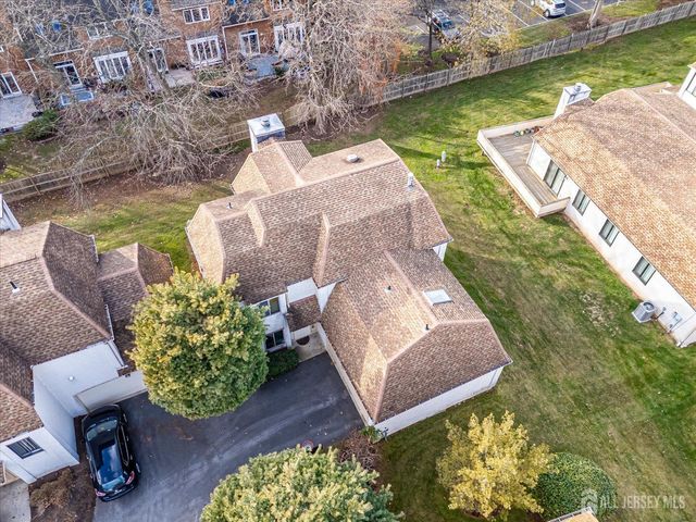 28 Nicole Terrace, Edison, NJ 08820