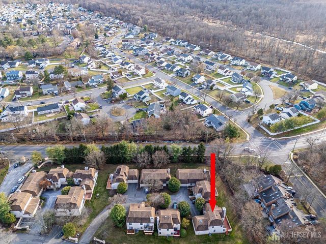 28 Nicole Terrace, Edison, NJ 08820