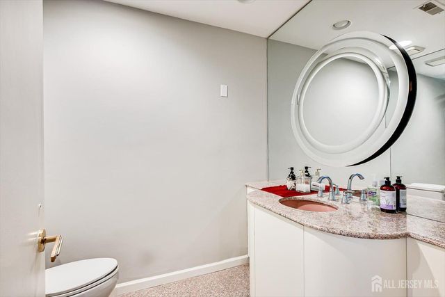 28 Nicole Terrace, Edison, NJ 08820