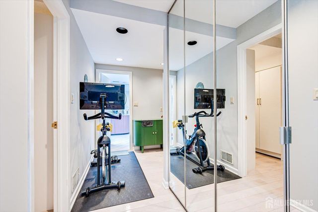 28 Nicole Terrace, Edison, NJ 08820