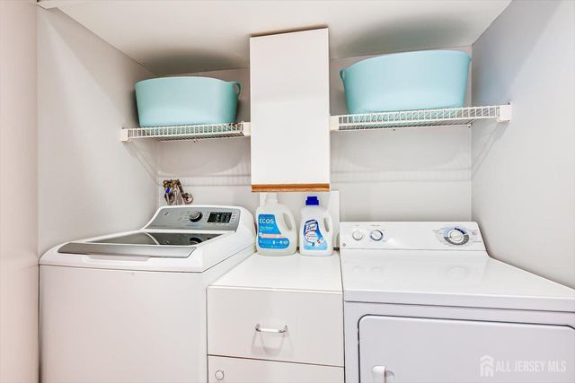 28 Nicole Terrace, Edison, NJ 08820