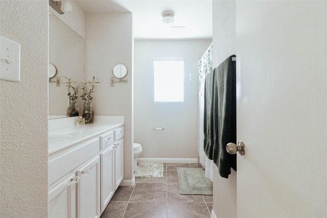 661 Cinnamon Teal LN, Leander, TX 78641