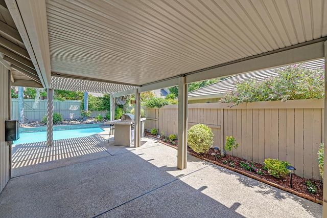 2131 Stony Bar Way, Gold River, CA 95670