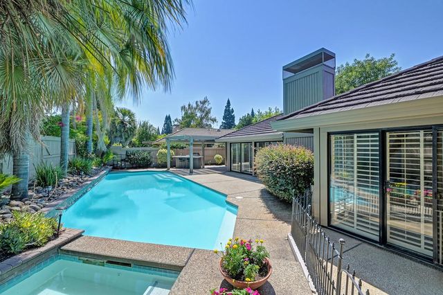 2131 Stony Bar Way, Gold River, CA 95670