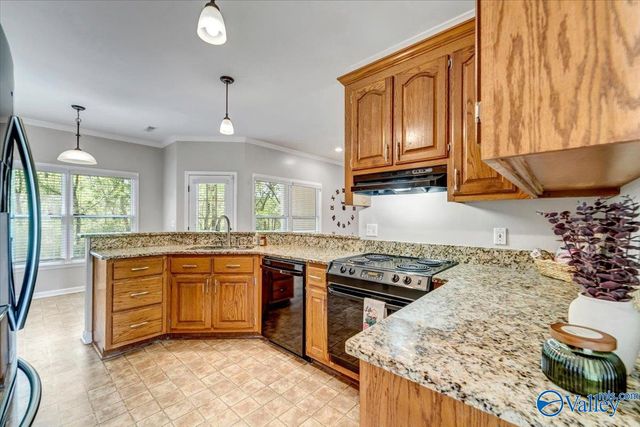 2333 Villaret Drive SW, Huntsville, AL 35803