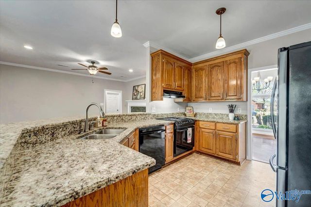 2333 Villaret Drive SW, Huntsville, AL 35803