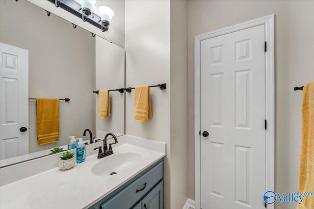 2333 Villaret Drive SW, Huntsville, AL 35803