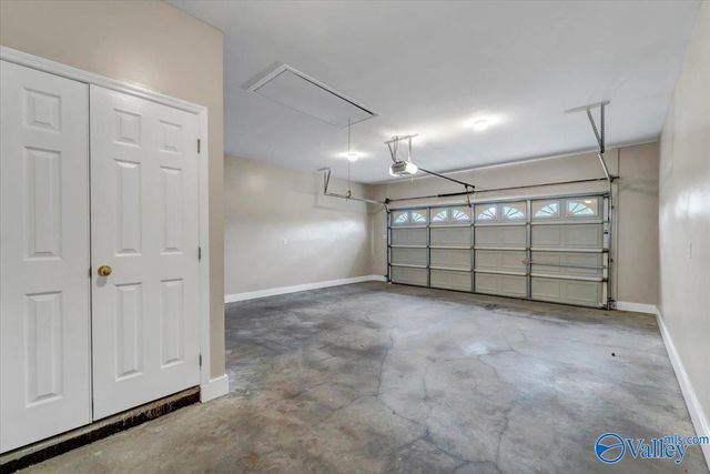 2333 Villaret Drive SW, Huntsville, AL 35803