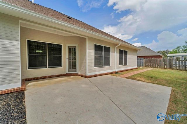 2333 Villaret Drive SW, Huntsville, AL 35803