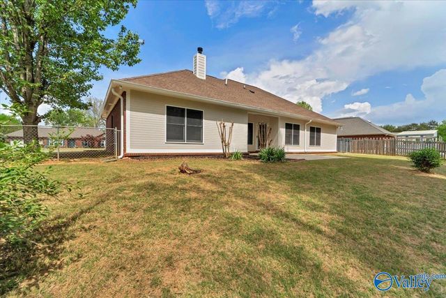 2333 Villaret Drive SW, Huntsville, AL 35803