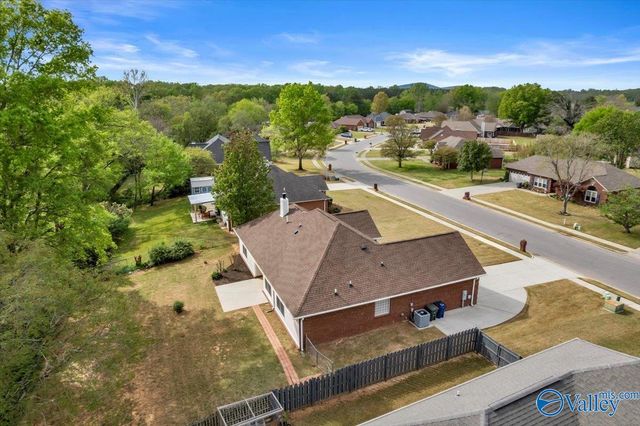 2333 Villaret Drive SW, Huntsville, AL 35803