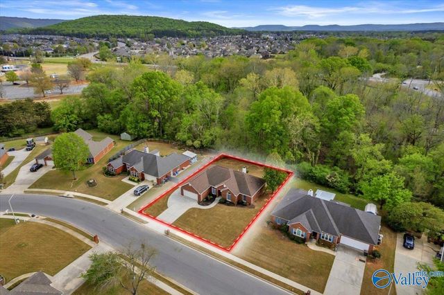 2333 Villaret Drive SW, Huntsville, AL 35803