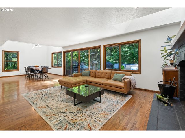 14821 Sw BELL Rd, Sherwood, OR 97140