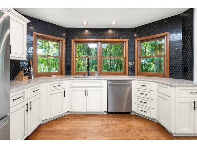 14821 Sw BELL Rd, Sherwood, OR 97140