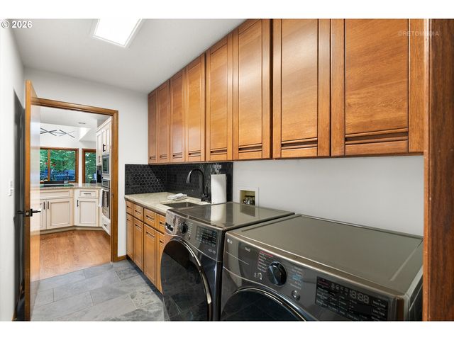 14821 Sw BELL Rd, Sherwood, OR 97140
